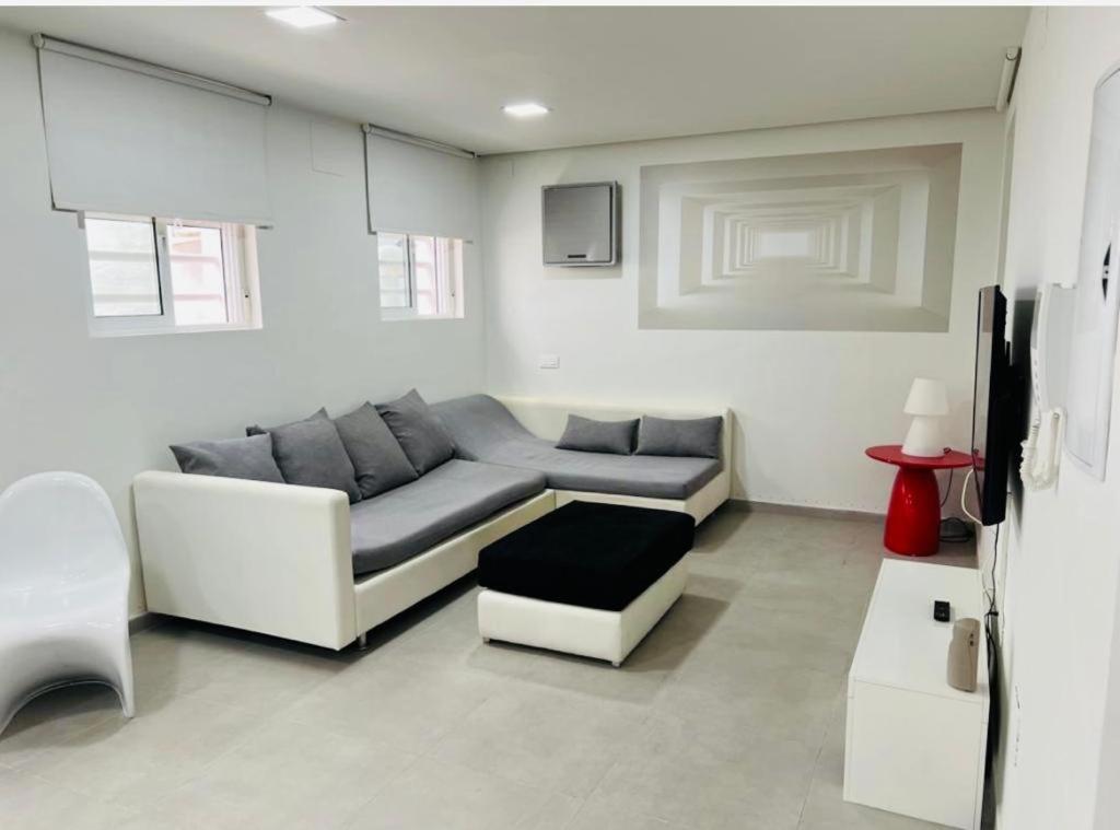 Incredible Luxury Location In Puerto Banus Beach For Families Marbella Exterior foto